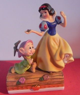 Snow White And Dopey Trinket Box Bradford Exchange 3 " X 4.  5 " W/o Box