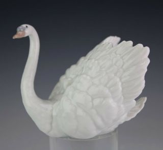 Retired Lladro Spain 1994 White Swan Bird Swimming 6175 Porcelain Figurine Sms