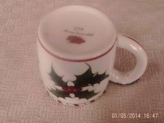 VINTAGE LEFTON ' S HAND DECORATED 1950 ' S HOLLY BERRIES COFFEE CUP JAPAN 4
