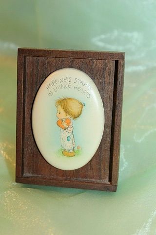 Vintage Walnut Wood Frame Plaque Little Gallery Hallmark 1980 Little Girl/heart