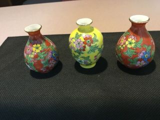 Vtg Set Of 3 Chinese Import Miniature Porcelain Vases - 2.  5” X 2.  0”,  Floral