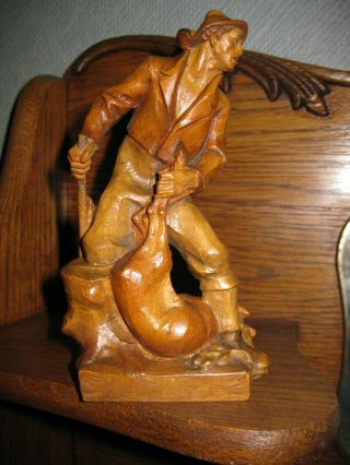 Anri Wood Hand Carved Figurine " Huntsman " Hunter W/ Gun Deer At Feet 6 1/4 "