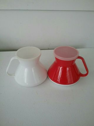 Vintage Plastic Coffee Mugs With Lids Retro