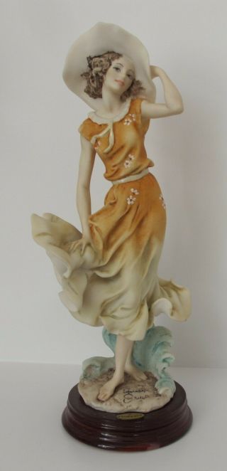 Florence Giuseppe Armani Figurine Of The Year 1997 - 0121c April - Private List
