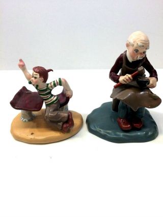 2 Vintage Paw & Huck Napco Figurines Ceramic Collectible Book Lover Teacher