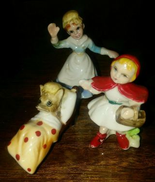 Vintage Porcelain Miniature Little Red Riding Hood & Wolf & Bonus Figurine