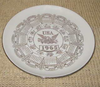 Vintage 1965 Calendar Plate Unmarked Gold Usa Eagle