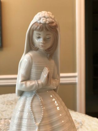 Nao By Lladro Porcelain Figurine Praying Girl First Communion 236 Retired Euc