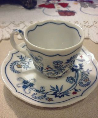 Vintage Avon Small Tea Cup & Saucer,  The Netherlands Circa 1650,  1984