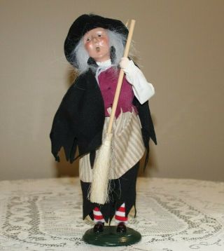 Byers Choice The Carolers 2003 Witch W/broom