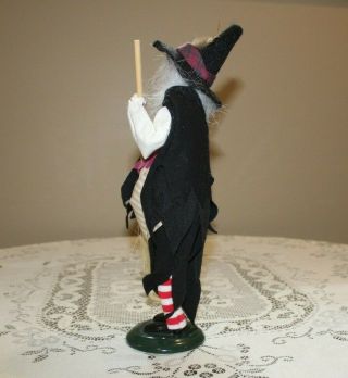 Byers Choice The Carolers 2003 Witch w/Broom 6