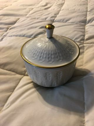 Usa Lenox Fine China Fairfield 24 - K Gold Trim Round Covered Jar Bowl & Lid Top