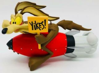 2012 Wile E Rides Again Hallmark Ornament Looney Tunes