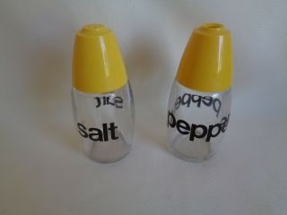 Vintage Gemco Salt And Pepper Shakers Set