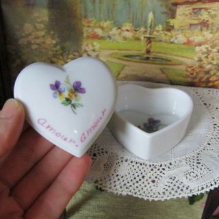 Porcelain Limoges Amour Heart Box Trinket Jewelry Valentine Day Present Gift