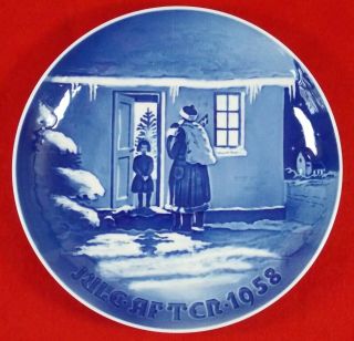 Bing & Grondahl B&g Christmas Plate 1958 Santa Visits 7 1/4 "