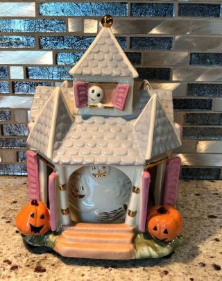 Lenox Porcelain Handcrafted Halloween Haunted House 6 1/2 " H Music Box W Carousel
