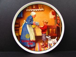 Knowles Norman Rockwell The Pantry Raid Collector Plate Mib