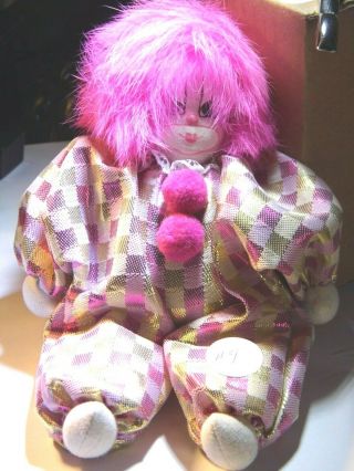 Q - Tee Hand Made Clown 9 Pre - Owned But Great Collectible Get The Whole Set Of 9