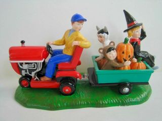 Dept 56 Halloween Snow Village Gathering Pumpkins Tractor & Wagon W/ Witch
