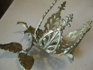 VINTAGE CAST METAL VOTIVE CANDLE HOLDER FLOWER AND LEAVES CHURCH RELIGIOUS 8