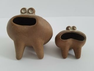 Mid Century Robert Maxwell Style Ceramic Frogs Planter Figurines Pair
