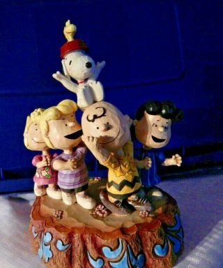 Jim Shore Hooray Peanuts & The Gang Figurine 4044685 Charlie Brown Snoopy