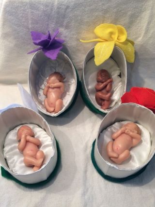 Cute Resin Baby Figurines With Beds 3.  75 Inch Figures X 4