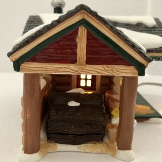 Dept 56 Snow Village Woody ' s Woodland Crafts House Hand Painted Lighted Ceramic 5
