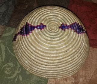 Fine Vintage Native American Hand Woven Blonde Coiled Bowl W/design