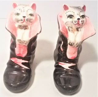 Vintage Cats In Shoes Salt And Pepper Shakers / Japan / 06