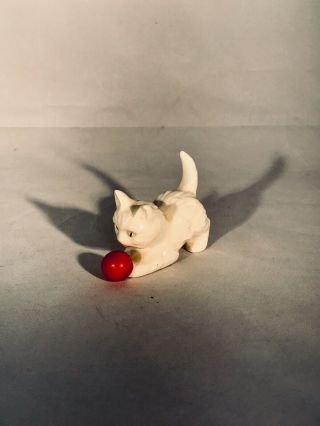 Goebel,  West Germany.  Ck364 5/o Small White Kitten/cat Playing With A Red Ball