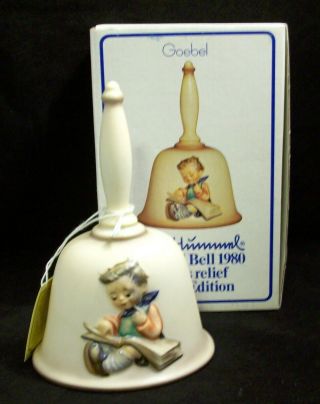 Hummel Goebel Third Edition Annual Bell " Thoughtful " 1980