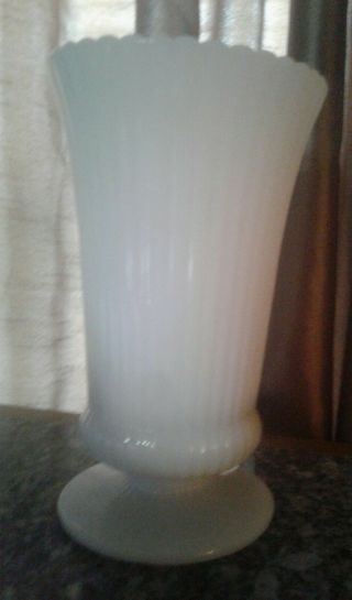 Vintage E.  O.  Brody Milk White Footed Glass Vase M5000 7 3/4 " Made In The Usa
