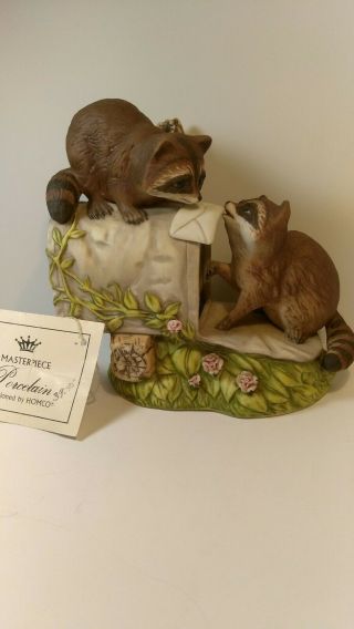 Vintage Homco Masterpiece Porcelain Figurine Raccoons On Mailbox Handpainted