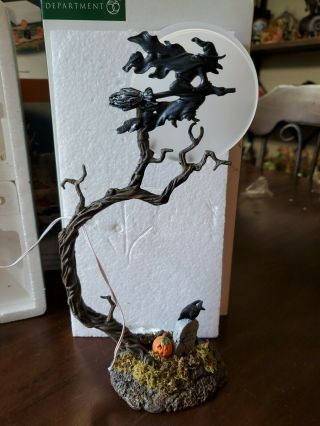 Dept 56 Halloween Village Witch By The Light Of The Moon 52879