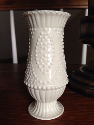 Lenox Beaded Porcelain Bud Vase,  Ivory,  24 Kt.  Gold Trim,  5 " Tall,  Euc