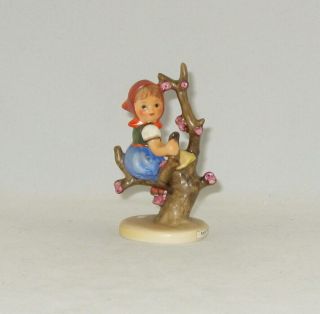 Vintage Hummel Figurine " Apple Tree Girl " Hum 112 3/0 Trademark 5 / No Box