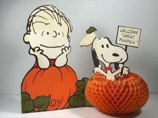 Vintage Hallmark Peanuts Snoopy Linus Great Pumpkin Patch Halloween Standee