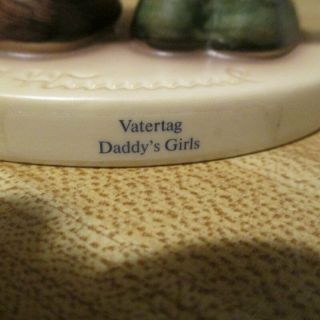 Hummel figurine Daddy ' s Girls 371 1964 3