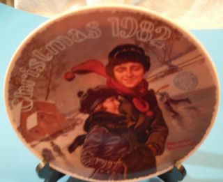 Norman Rockwell Christmas Collector Plate 8 1/4 Knowles 1982 Courtship Ice Skate