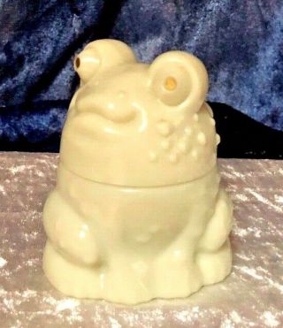Avon Milk Glass White Frog Cream Jar Bottle Collectible Decanter