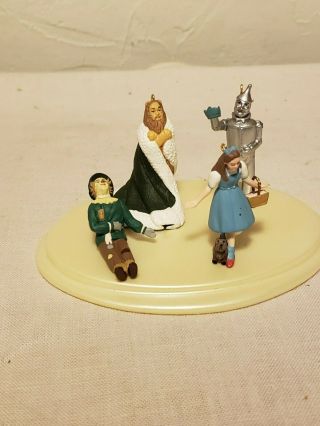 Hallmark Keepsake Miniature Ornaments The Wizard Of Oz King Of The Forest - Nn