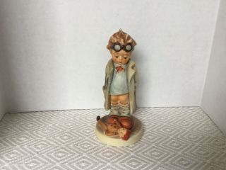 Mi Hummel Goebel Figurine 127 - Doctor - Tmk5