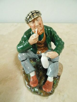 Vintage Royal Doulton Figurine / The Wayfarer / 1969 / Hn 2362 / 6 1/4 " H X 4 " W