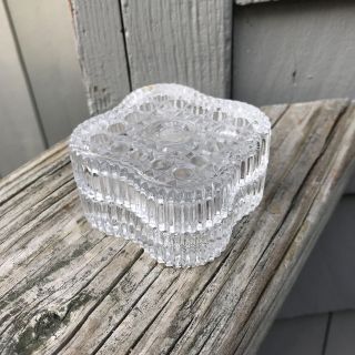 2.  5 " X 2.  5 " Vintage Pressed Glass Trinket Ring Box Fluted Rounded Edges