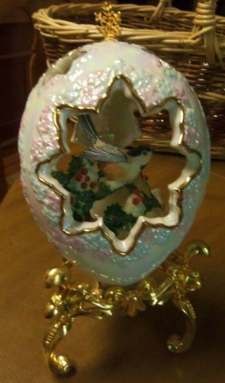 Franklin House Of Faberge Porcelain Bird Egg Chickadee On Stand