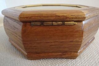 Vtg Inlaid Wood Octagon Music Jewelry Box Etched Glass Bird Tune Sound of Music 6
