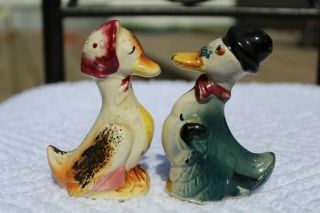 Vintage Anthropomorphic Goose Couple Salt And Pepper Shakers - Japan