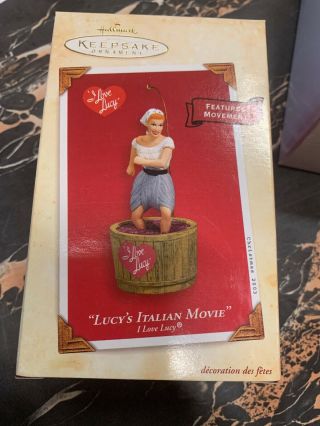 Hallmark Ornament ‘i Love Lucy’ 2003 “lucys Italion Movie” Stomping Grapes